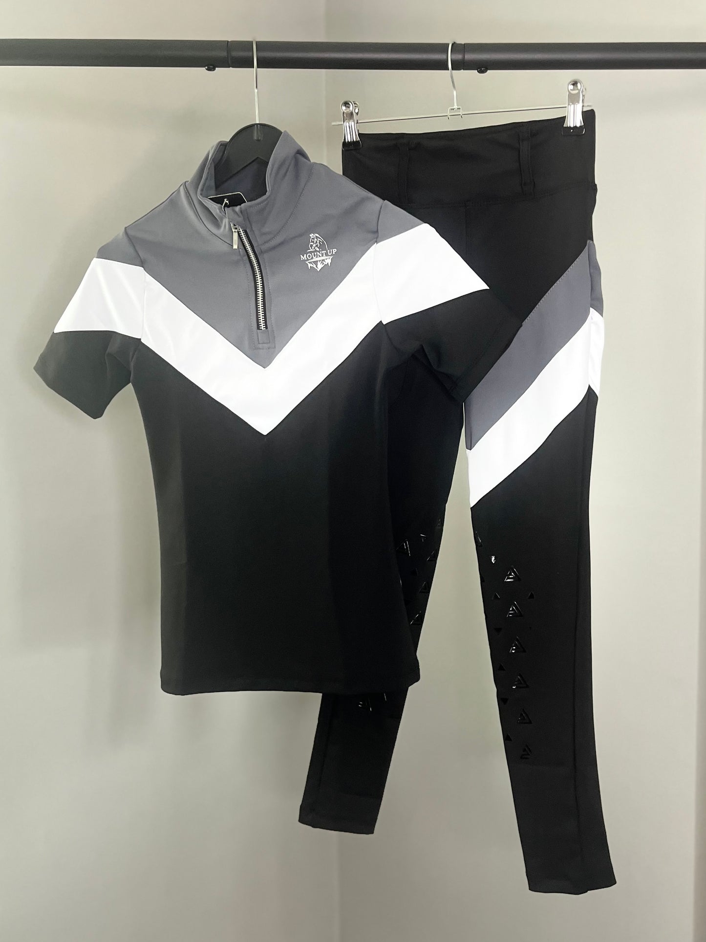 *KIDS* Elizabeth Black/White/Grey Short Sleeve Baselayer image 1