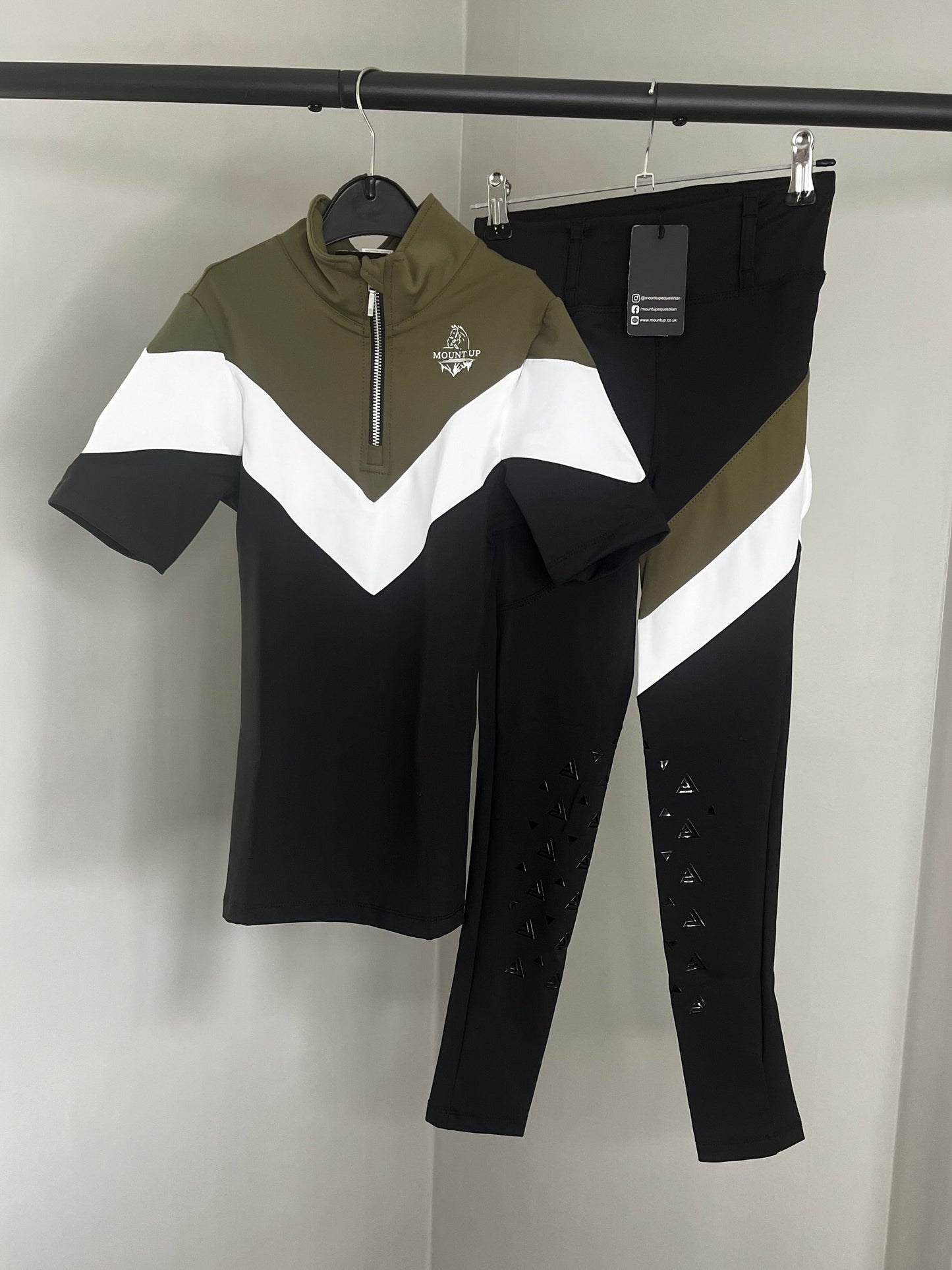 *KIDS* Elizabeth Black/White/Olive Short Sleeve Baselayer image 1