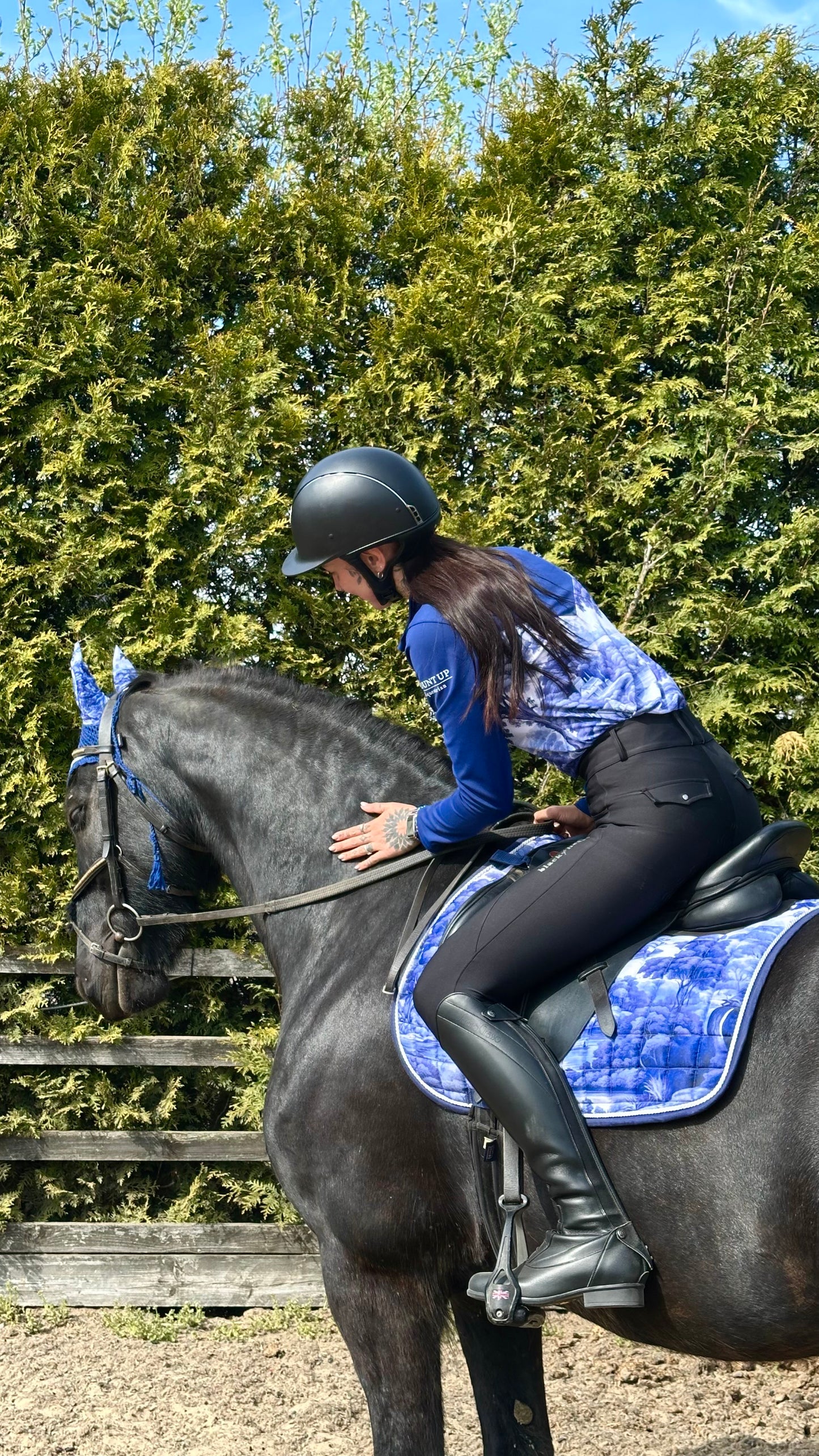 Vintage Day-Dreams Saddle Pad and Ear Set