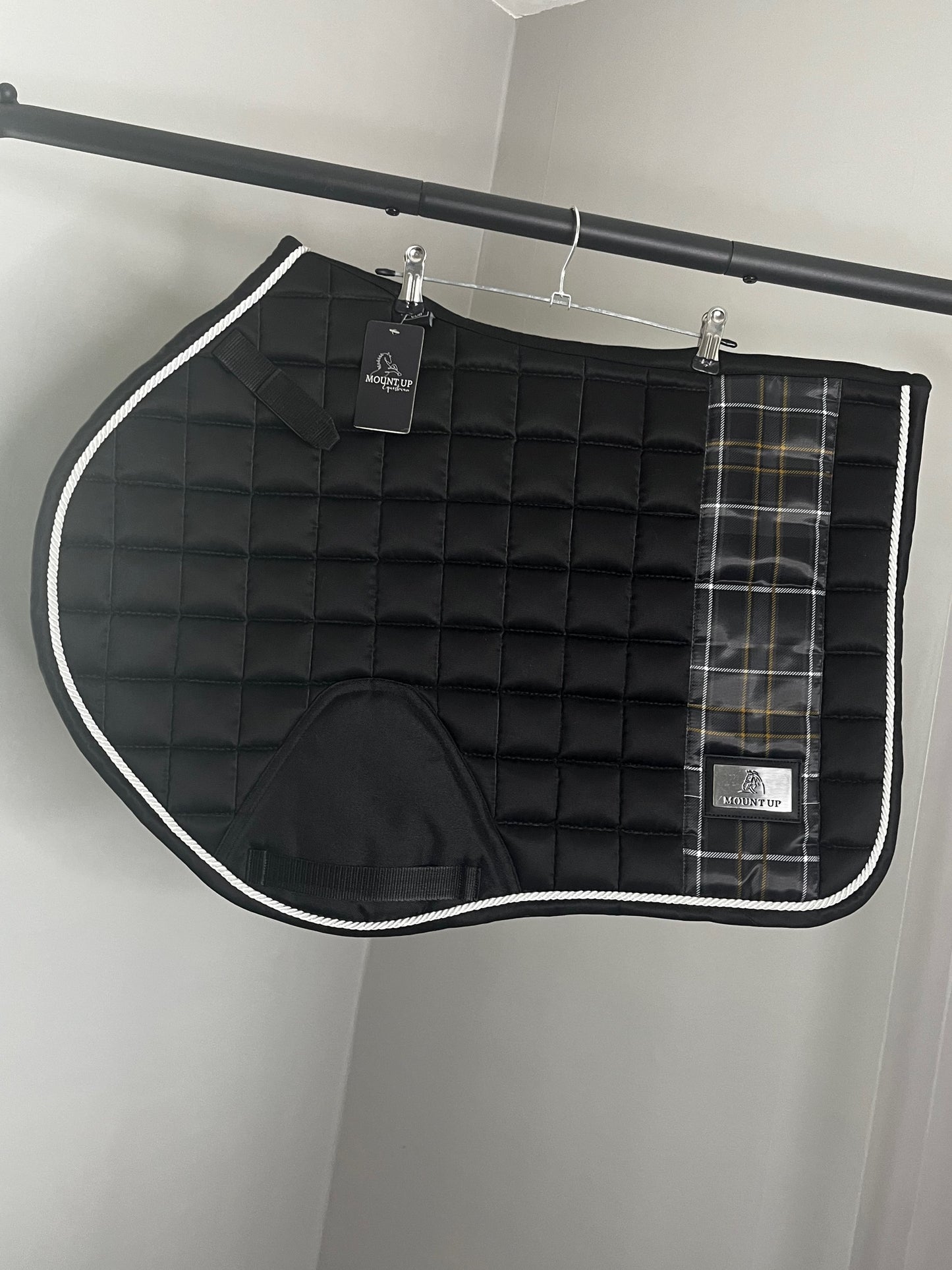 Highland Heritage Black Rose Saddle Pad and Ears image 1