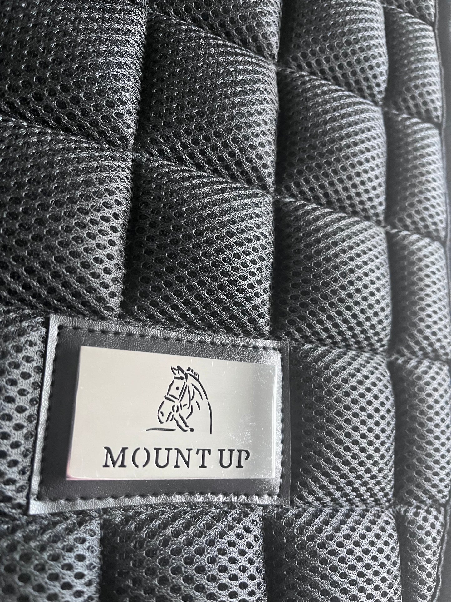 Black Mesh Saddle Pad Set image 4