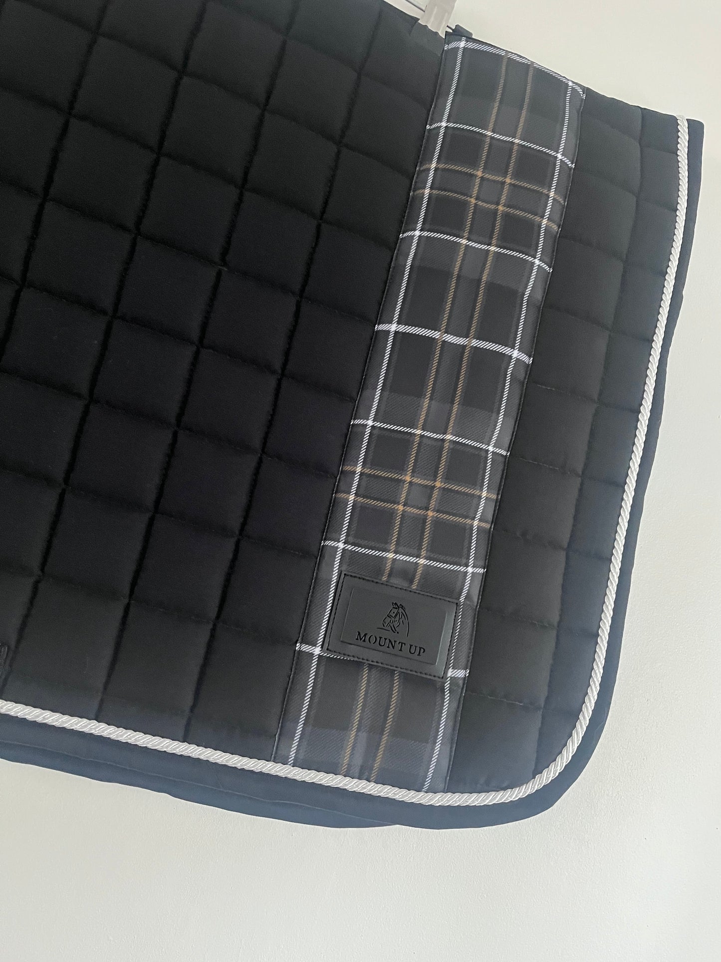 Highland Heritage Black Rose Saddle Pad GP
