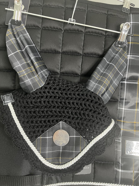 Highland Heritage Black Rose Saddle Pad and Ears image 0